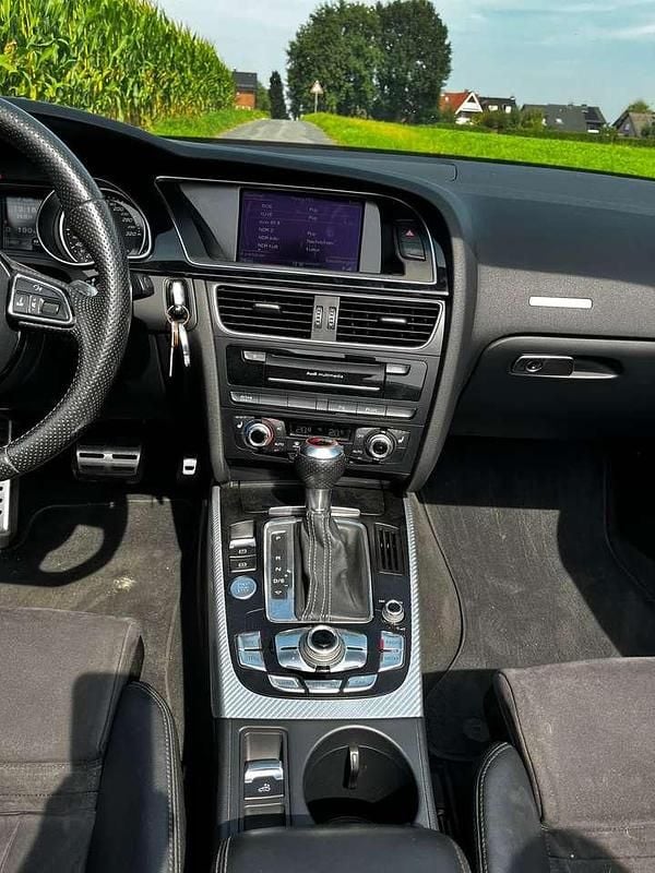 Gebraucht Audi RS5 Advanced 450 PS (330 kW) 2013 Rot Cabrio