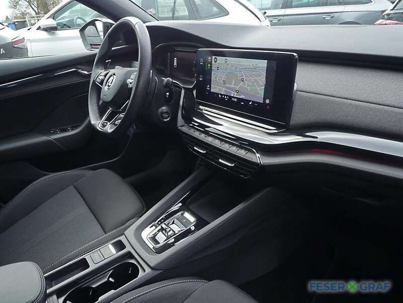 Gebraucht Skoda Octavia SportLine 190 PS (139 kW) 2024 Blackmagicperleffekt Kombi