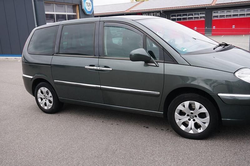 Gebraucht Citroën C8 Exclusive 163 PS (119 kW) 2011 Grün Van / Kleinbus