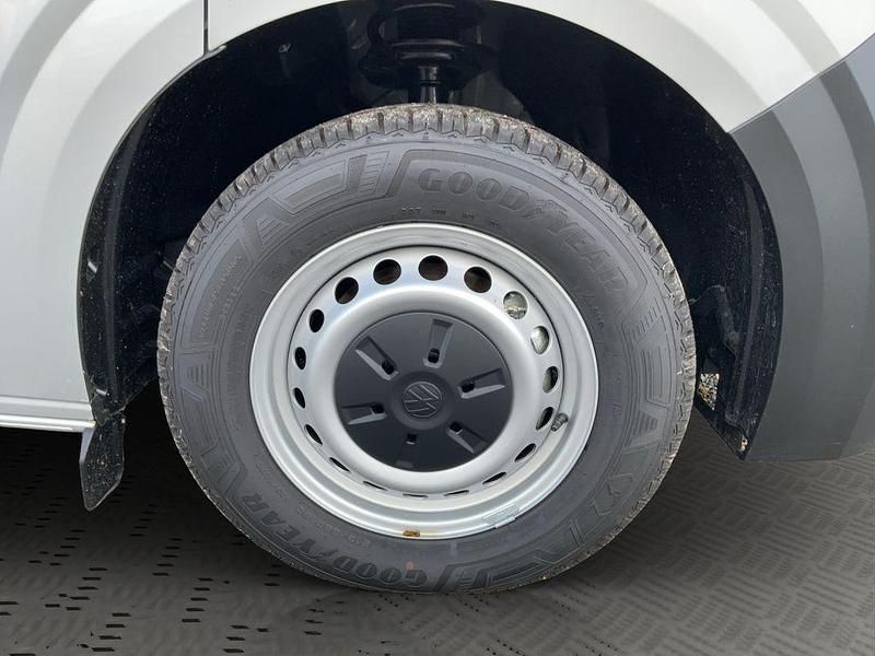 Neu VW T7 150 PS (110 kW) 2025 Silber Van
