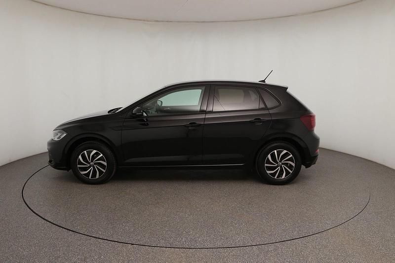 Gebraucht VW Polo Life 95 PS (69 kW) 2025 Deep black perleffekt Kleinwagen