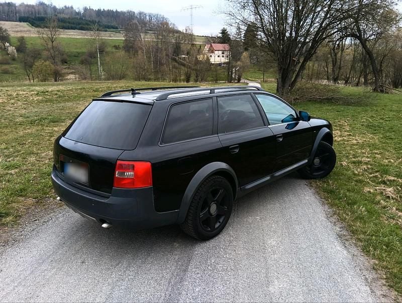 Gebraucht Audi A6 131 PS (96 kW) 2002 Schwarz Kombi