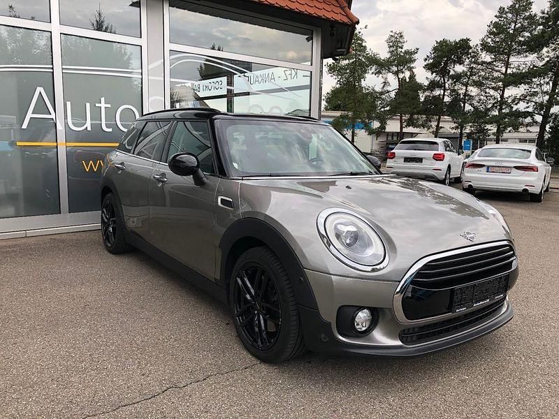 Silber Gebraucht 2018 Mini Cooper D Clubman Kombi | 18.890 € (Fairer Preis) - Bild 1/4