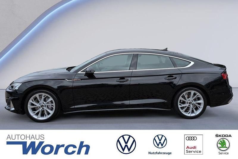 Mythosschwarz metallic Gebraucht 2022 Audi A5 Sportback Sport Limousine | 33.689 € (Guter Preis) - Bild 1/4