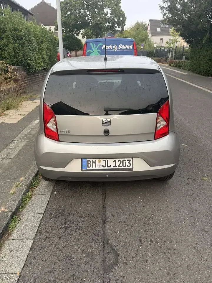 Gebraucht Seat Mii Chic 60 PS (44 kW) 2018 Grau Kleinwagen