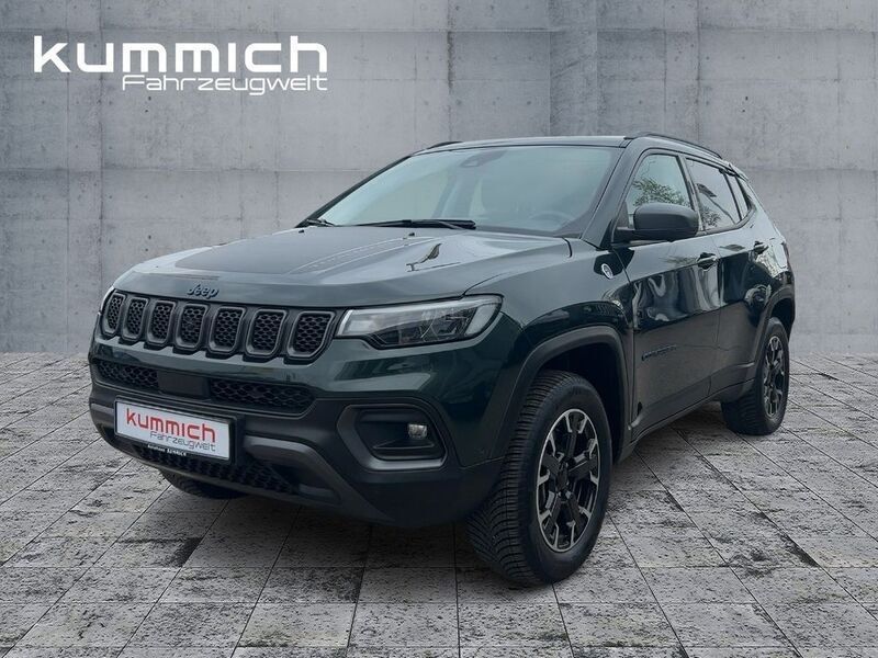 Techno green (grün) Gebraucht 2022 Jeep Compass Trailhawk SUV | 30.950 € (Teuer) - Bild 1/4