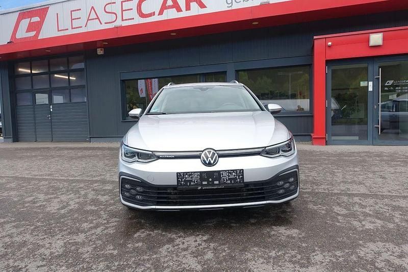 Silber Gebraucht 2021 VW Golf Alltrack Kombi | 18.588 € (Teuer) - Bild 1/4