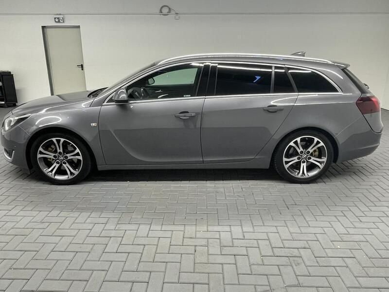 Gebraucht Opel Insignia Innovation 170 PS (125 kW) 2016 Grau (carbongraumet.) Kombi