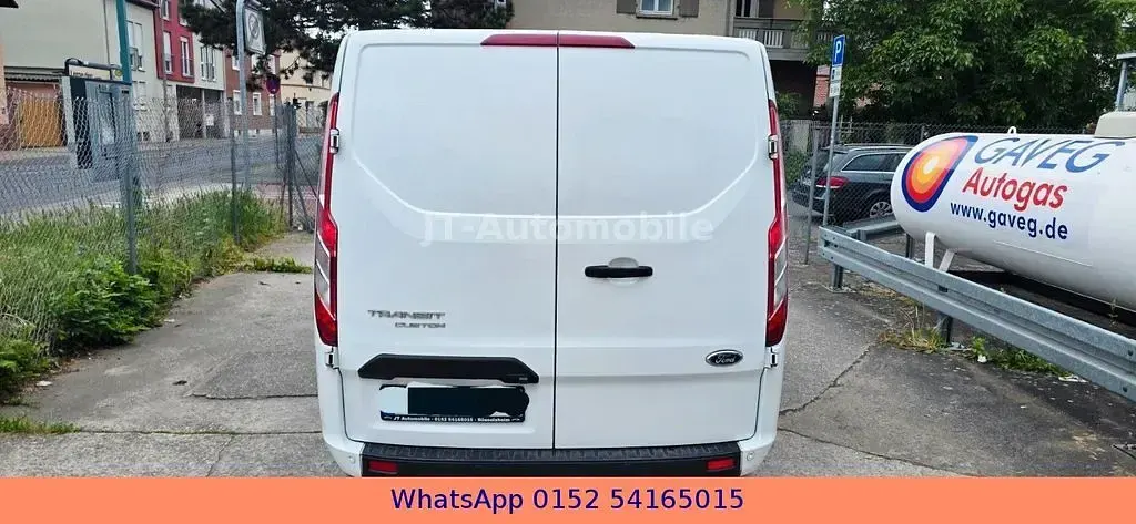 Używany Ford Transit Custom Trend 105 KM (77 kW) 2023 Biały Minivan