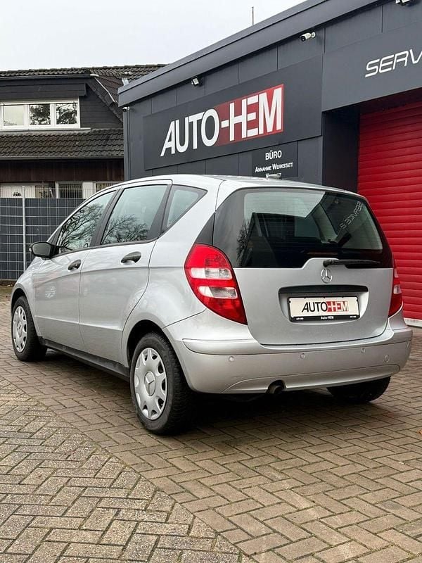Gebraucht Mercedes A150 95 PS (69 kW) 2008 Silber Kleinwagen