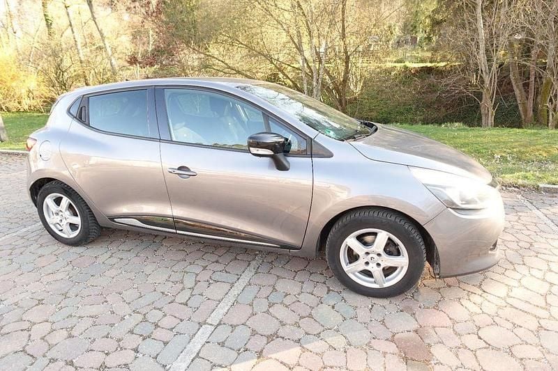 Gebraucht Renault Clio IV LIMITED 90 PS (66 kW) 2016 Grau Limousine