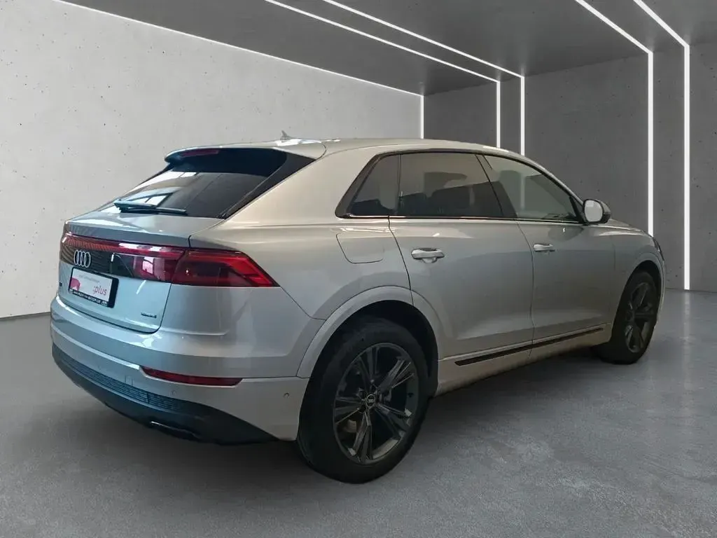 Gebraucht Audi Q8 Performance 231 PS (169 kW) 2025 Silber SUV