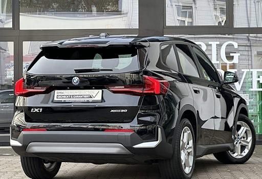 Gebraucht BMW iX1 Performance 230 kW (313 PS) 2023 Schwarz SUV