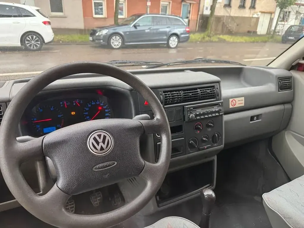 Gebraucht VW T4 88 PS (64 kW) 2001 Rot Van