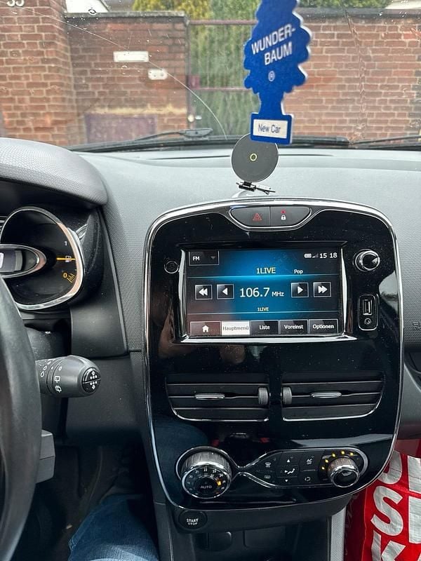 Gebraucht Renault Clio IV 90 PS (66 kW) 2013 Schwarz Kleinwagen