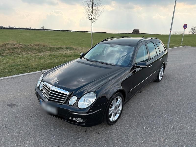 Gebraucht Mercedes E200 184 PS (135 kW) 2007 Schwarz Kombi