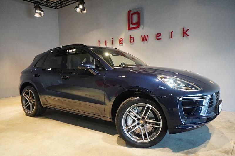 Blau Gebraucht 2020 Porsche Macan Turbo SUV | 68.841 € (Fairer Preis) - Bild 1/3