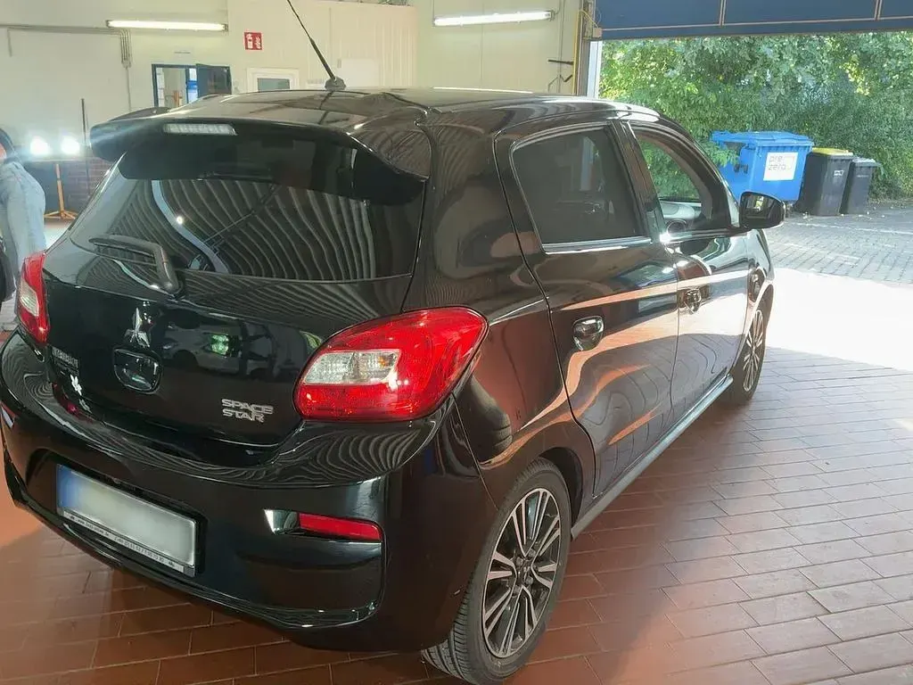 Gebraucht Mitsubishi Space Star Edition 80 PS (58 kW) 2018 Schwarz Kleinwagen