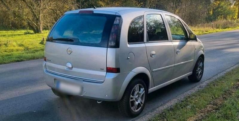 Gebraucht Opel Meriva 105 PS (77 kW) 2006 Silber Van / Kleinbus