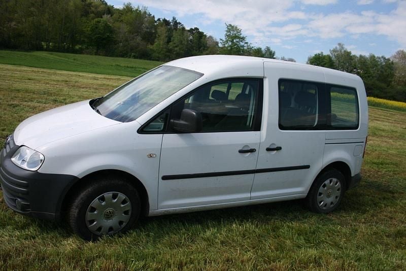 Gebraucht VW Caddy Life 104 PS (76 kW) 2010 Weiß Van / Kleinbus