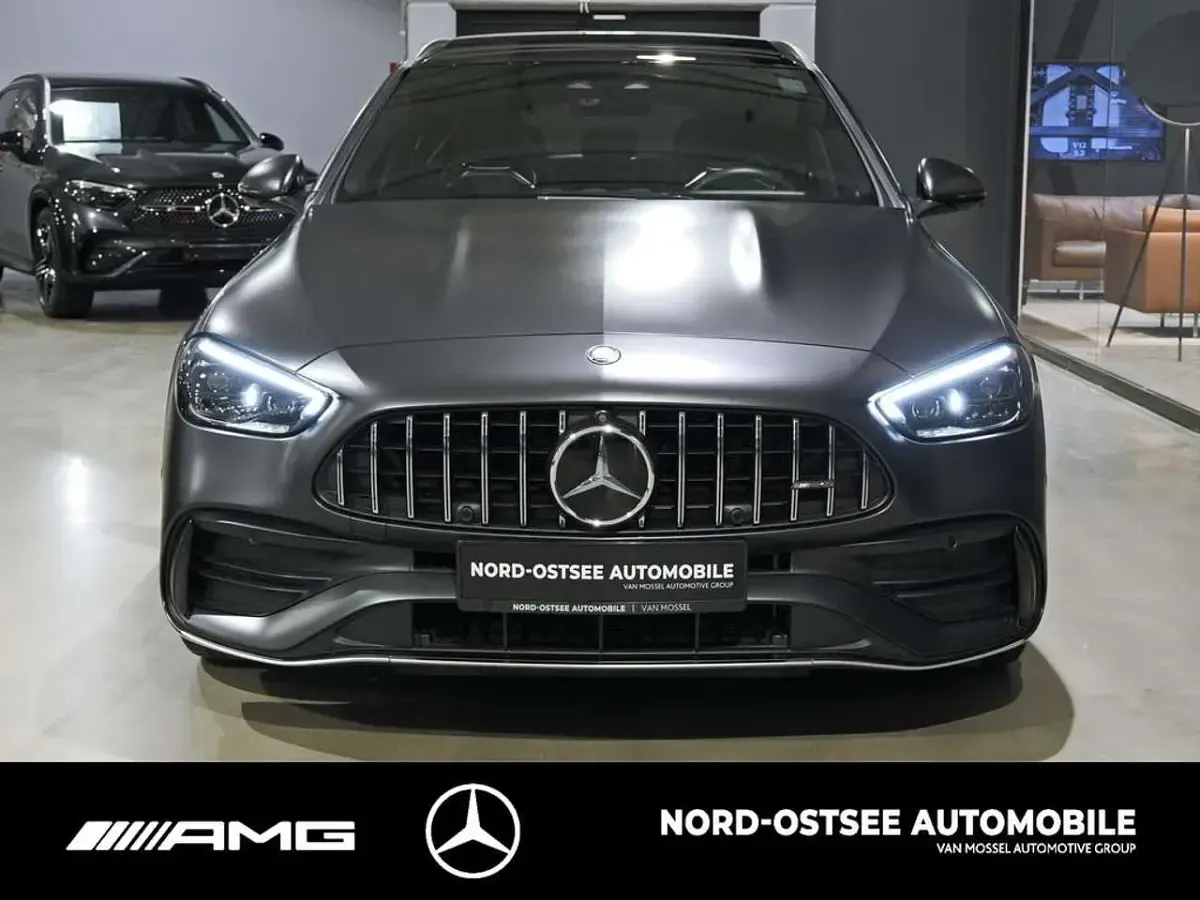 Gebraucht Mercedes C43 AMG Premium Plus 421 PS (309 kW) 2024 Manufaktur graphitgrau magno Kombi