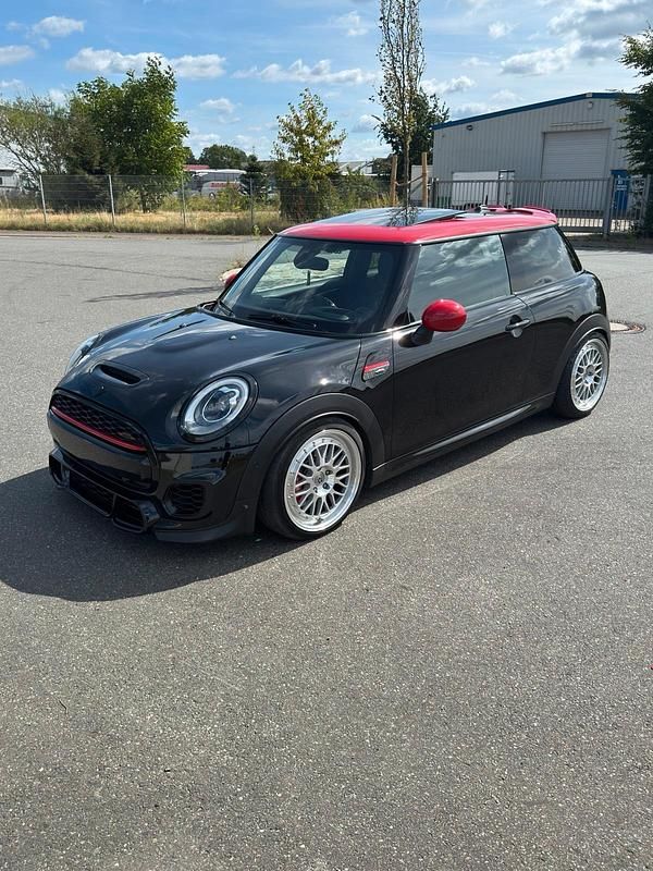 Gebraucht Mini John Cooper Works 231 PS (169 kW) 2015 Schwarz Kleinwagen