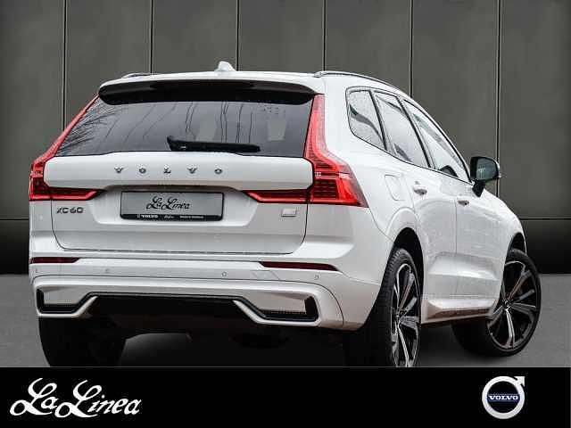 Gebraucht Volvo XC60 Plus 349 PS (256 kW) 2023 Weiß SUV
