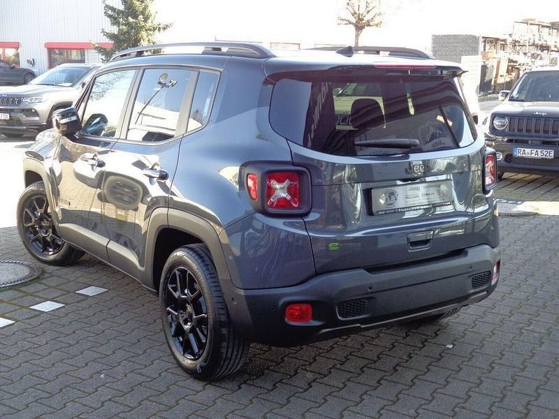 Gebraucht Jeep Renegade 131 PS (96 kW) 2022 Grau metallic SUV