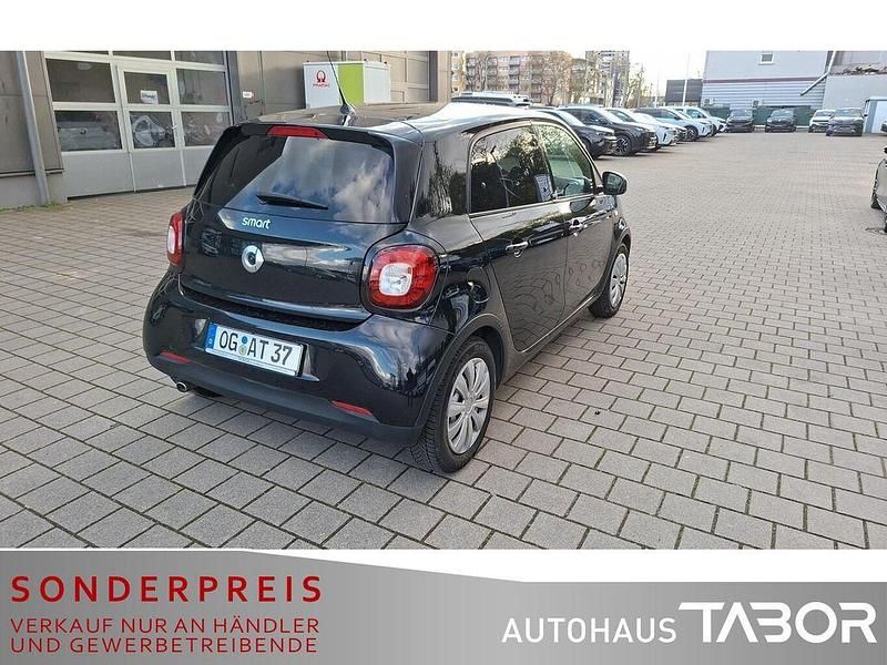 Gebraucht Smart ForFour Prime 90 PS (66 kW) 2017 Schwarz Kleinwagen