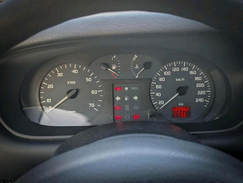 Gebraucht Renault Mégane 107 PS (78 kW) 2002 Limousine