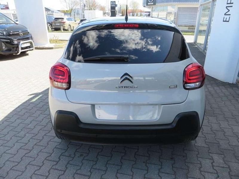 Gebraucht Citroën C3 Shine 110 PS (80 kW) 2022 Sable/metallic klarlack Kleinwagen