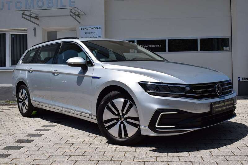 Silber Gebraucht 2021 VW Passat GTE Kombi | 21.999 € (Fairer Preis) - Bild 1/4