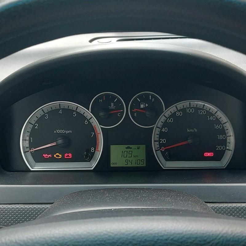 Używany Chevrolet Aveo 84 KM (61 kW) 2010 Czarny Sedan/Limuzyna