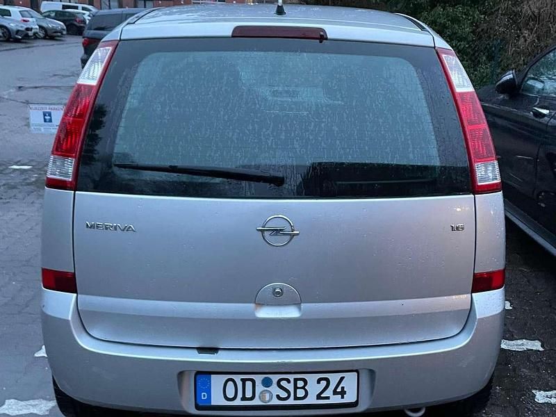 Gebraucht Opel Meriva Edition 101 PS (74 kW) 2005 Silber Van / Kleinbus