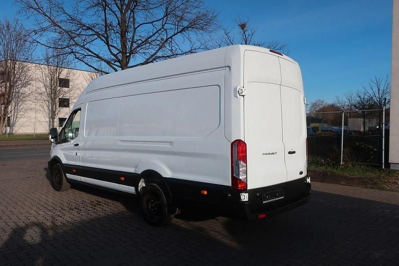Gebraucht Ford Transit Trend 105 PS (77 kW) 2024 Weiß Limousine