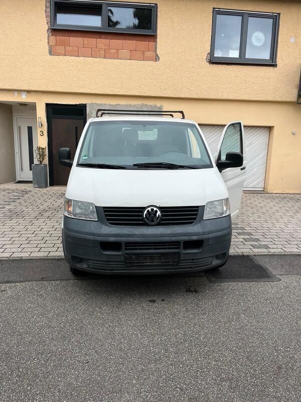 Weiß Gebraucht 2006 VW T5 Van | 5.500 € - Bild 1/4