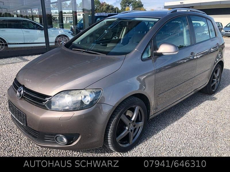Gebraucht VW Golf Plus Comfortline 160 PS (117 kW) 2011 Braun Van / Kleinbus