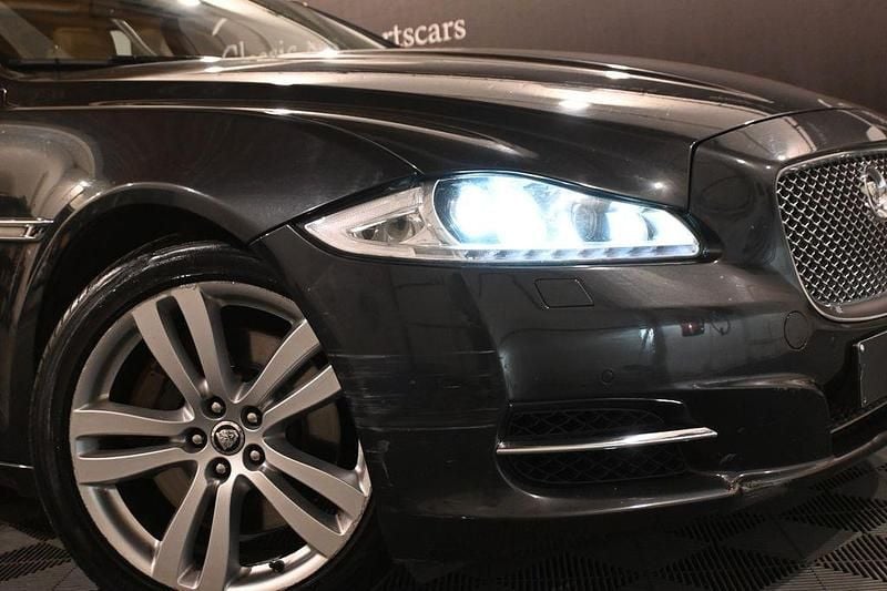 Gebraucht Jaguar XJ Luxury 275 PS (202 kW) 2013 Braun Limousine