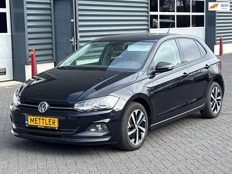 Gebraucht VW Polo Comfortline 75 PS (55 kW) 2017 Schwarz Limousine