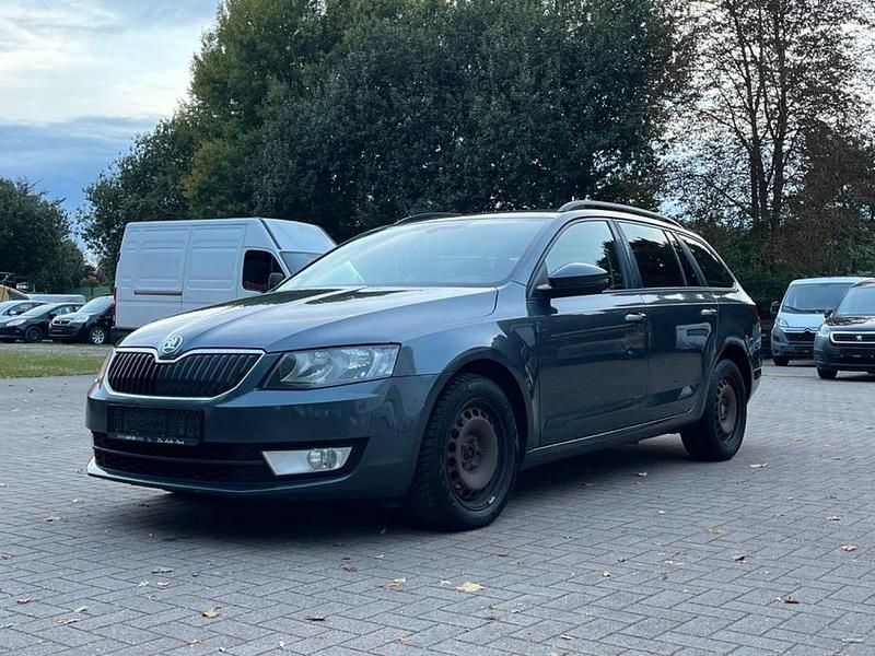 Weiß Gebraucht 2017 Skoda Octavia Kombi | 7.900 € (Superpreis) - Bild 1/4