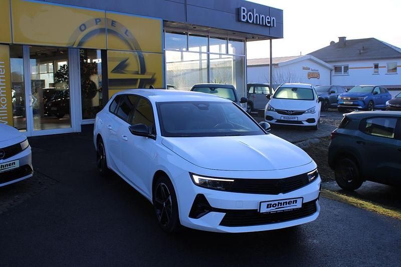 Gebraucht Opel Astra 131 PS (96 kW) 2025 Weiß Kombi