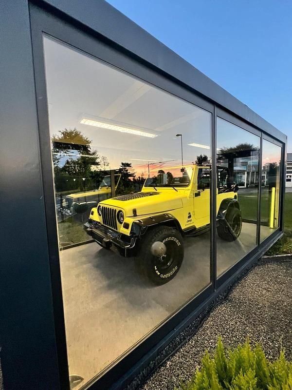 Gelb Gebraucht 2001 Jeep Wrangler SUV | 23.999 € - Bild 1/4