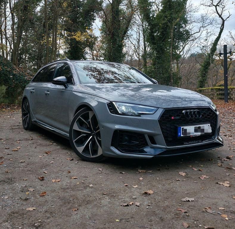 Gebraucht Audi RS4 Ambiente 450 PS (330 kW) 2018 Grau Kombi
