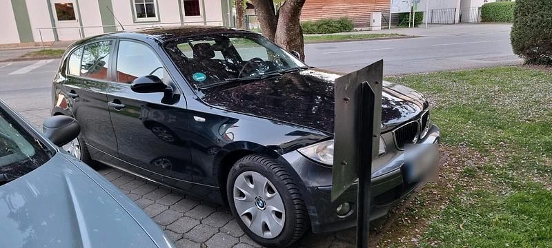 Second-hand BMW 116 116 CP (85 kW) 2006 Negru Hatchback
