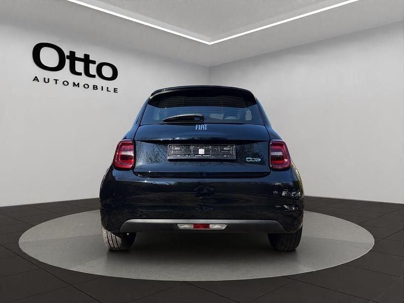 Gebraucht Fiat 500e 69 kW (95 PS) 2022 Schwarz Kleinwagen