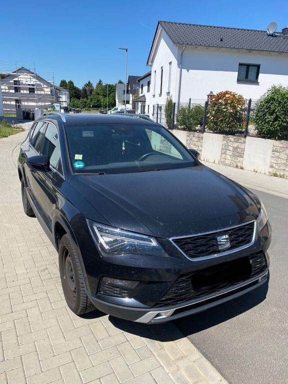 Schwarz Gebraucht 2018 Seat Ateca XCELLENCE SUV | 18.300 € (Fairer Preis) - Bild 1/4