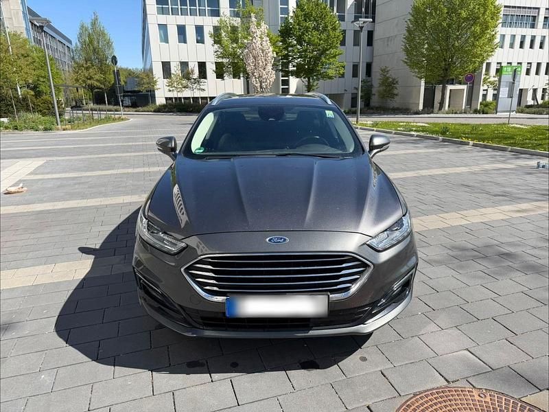 Używany Ford Mondeo Titanium 190 KM (139 kW) 2019 Szary Kombi