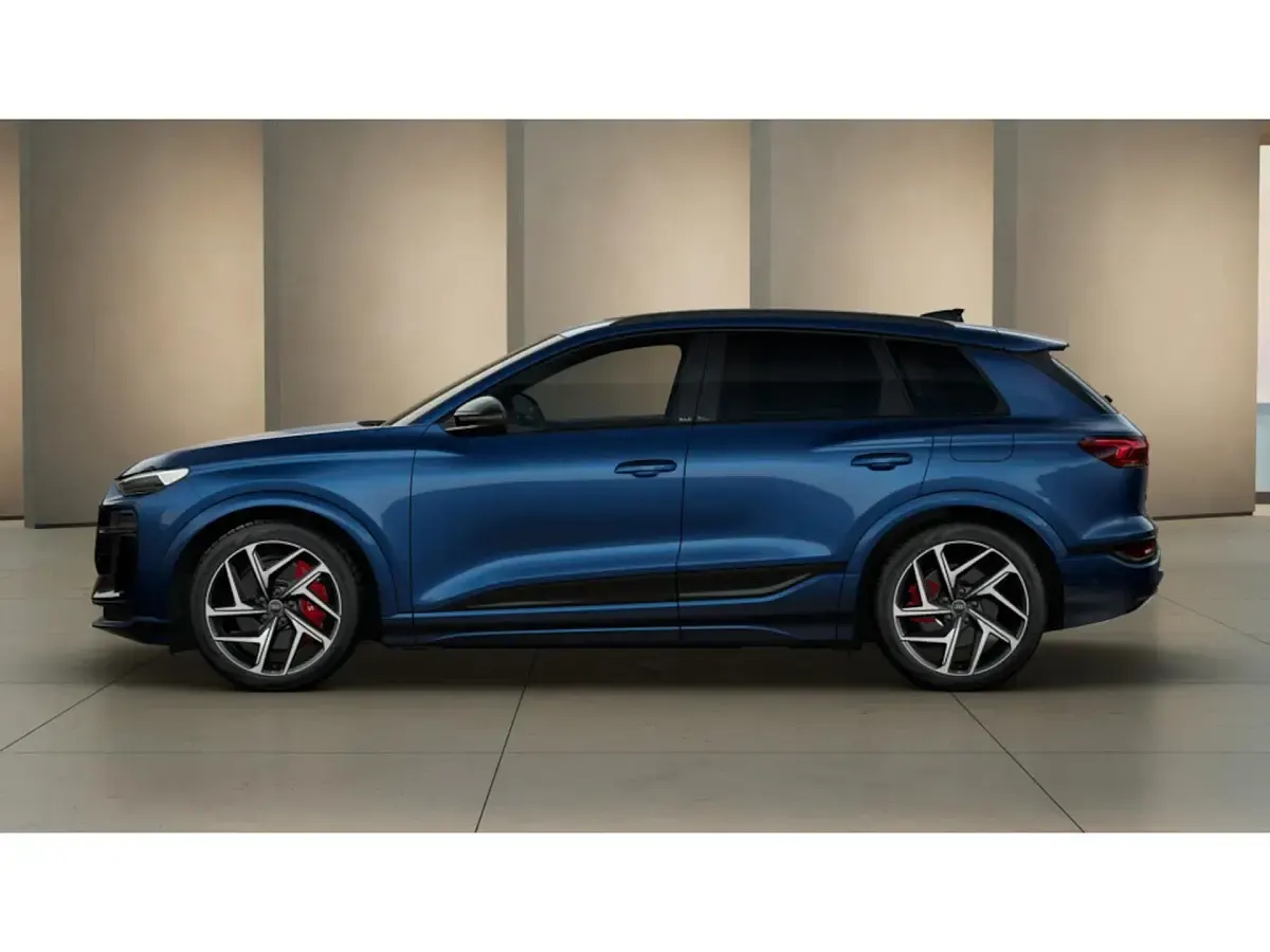Gebraucht Audi SQ6 e-tron Comfort 359 kW (489 PS) 2024 Ascariblau metallic SUV