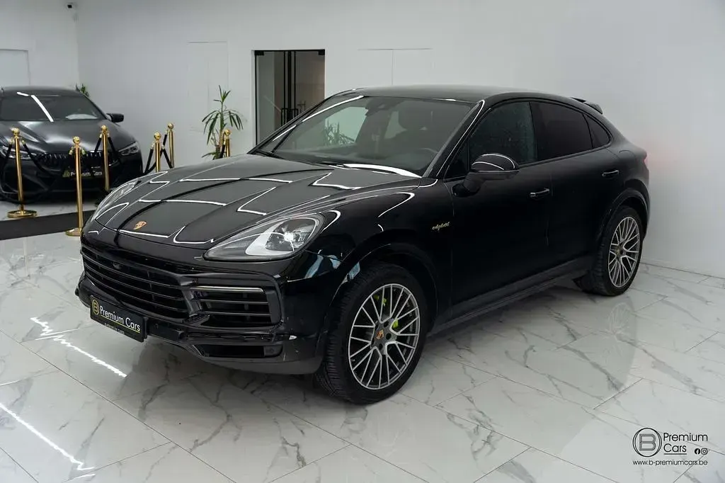 Gebraucht Porsche Cayenne Platinum Edition 462 PS (339 kW) 2023 Schwarz SUV