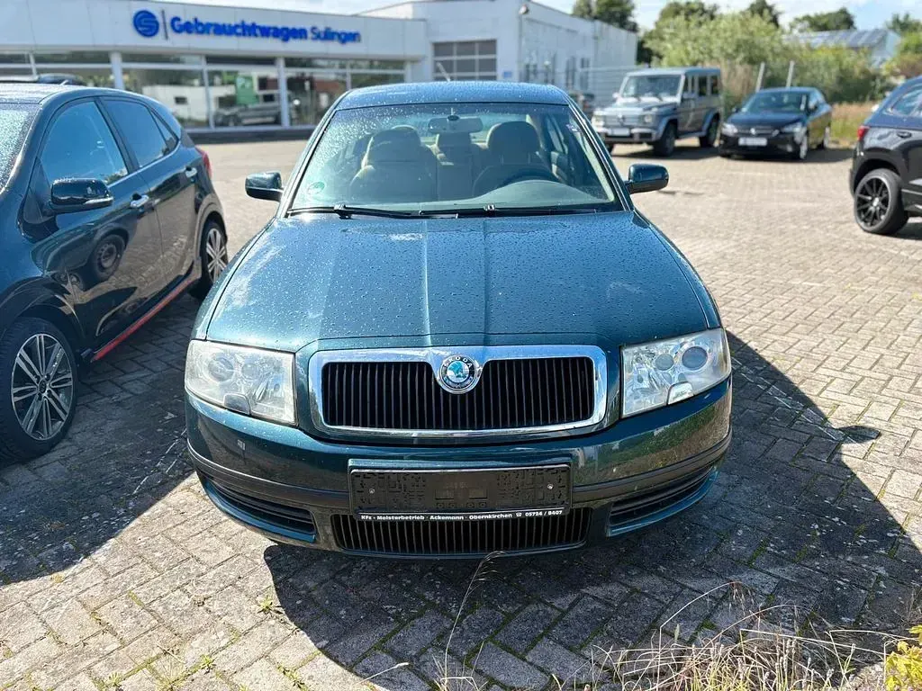 Gebraucht Skoda Superb 131 PS (96 kW) 2004 Grün Limousine